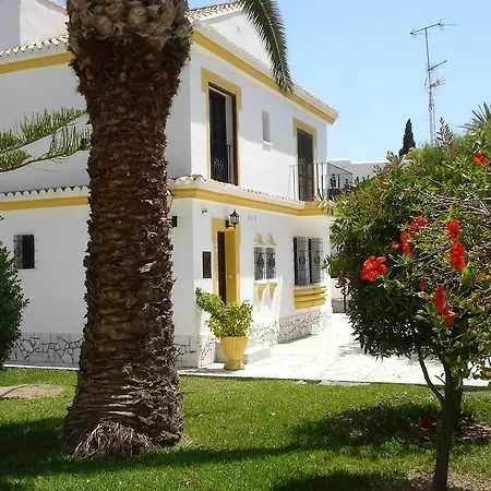 Pueblo Laguna Apartamento